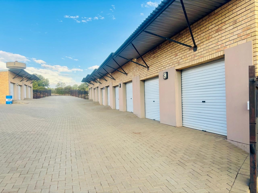 3 Bedroom Property for Sale in Vredenhof Sh Free State